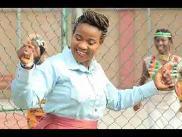 Video: Rachael Owojori – Let’s Praise Him